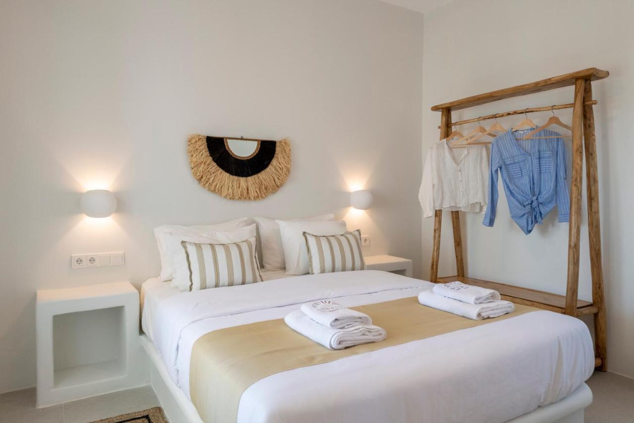 Sunrise Luxury Apartments & Suites Antiparos Exterior foto